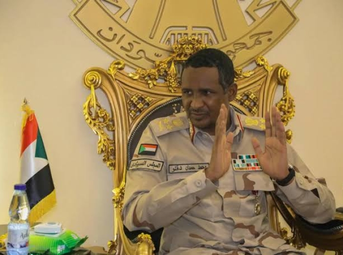 الدعم السريع يوقع ميثاقاً سياسيا لتشكيل حكومة غدا الثلاثاء